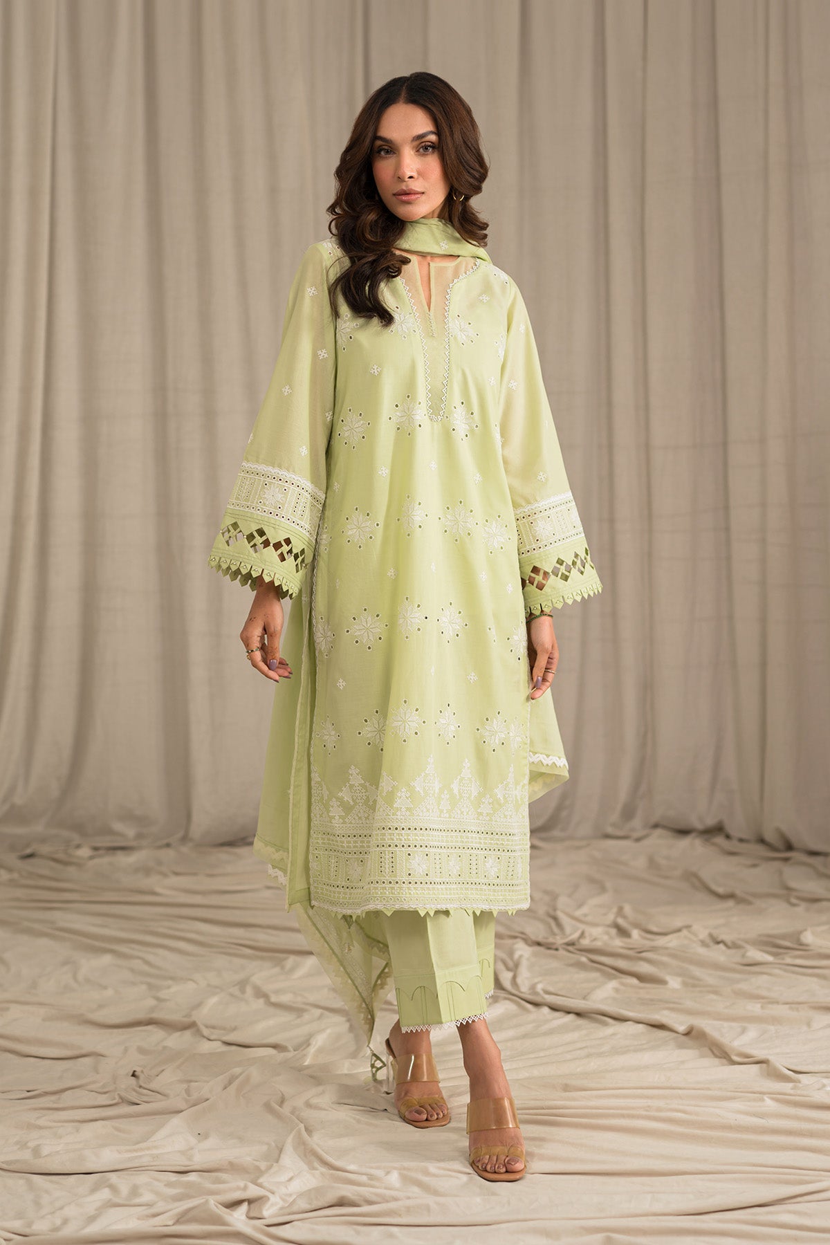 pakistani kurti for women