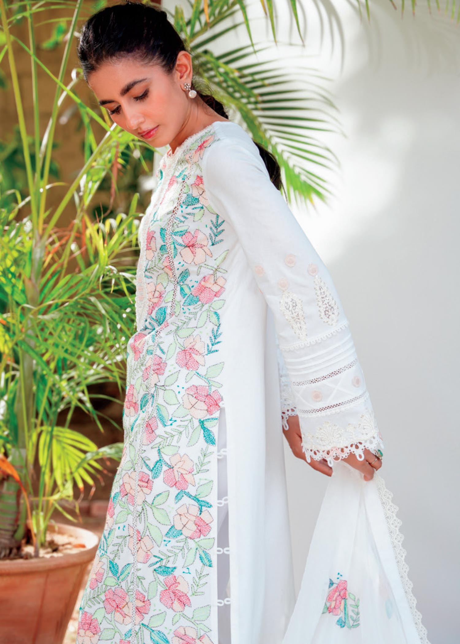 Qalamkar | Amari - RT-06 | Summer Lawn