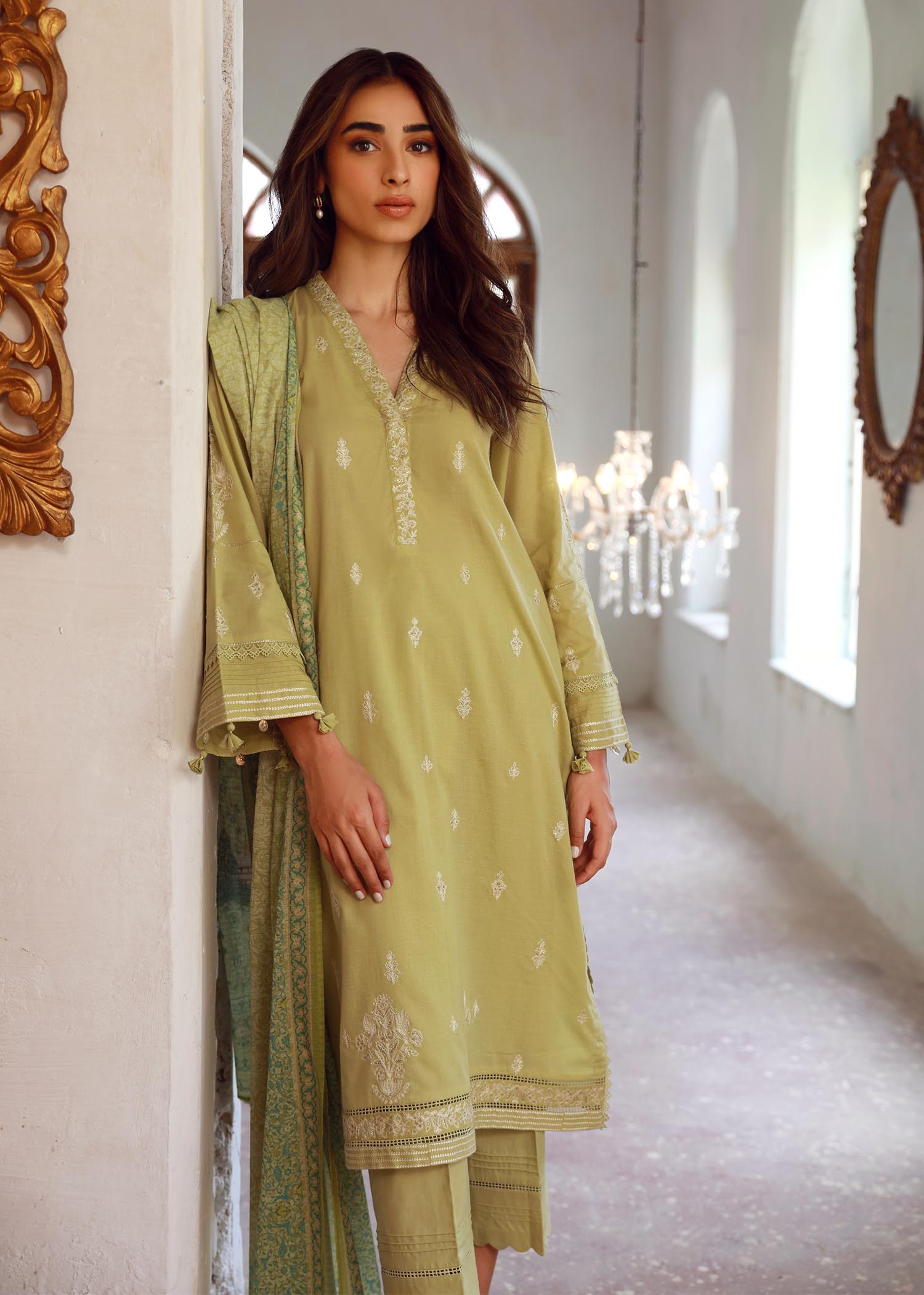 pakistani kurti pant set