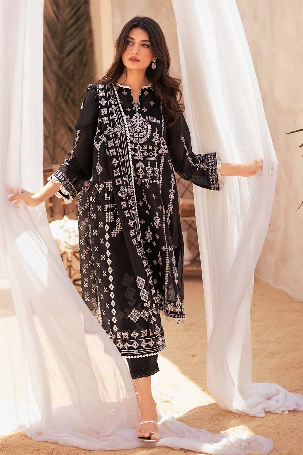 pakistani stitched suits